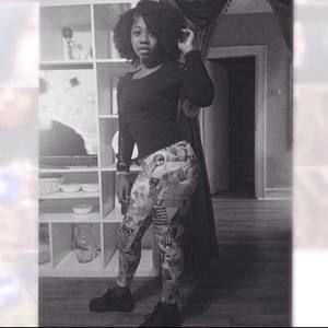 Meet your Posher, Jasmin