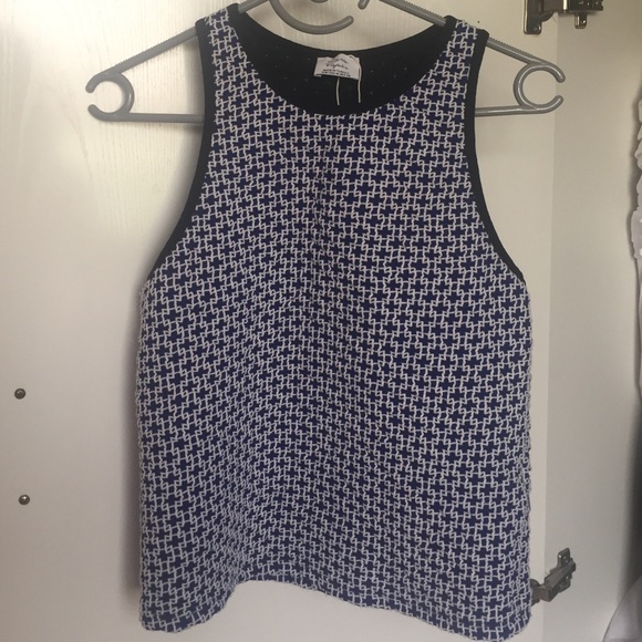 Blue & white checkered top!