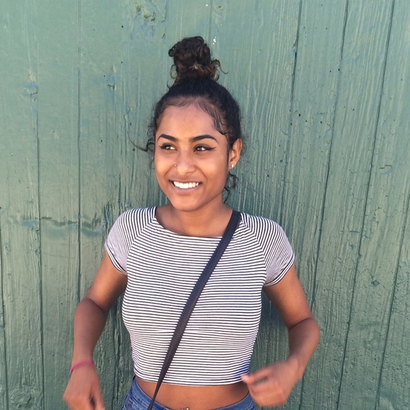 Black & white striped crop top