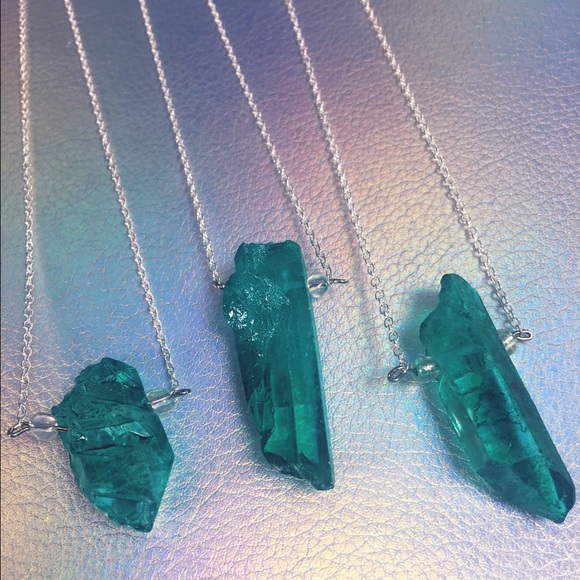 SMALL STONE 💎 Aqua Crystal Necklace💎 - Picture 2 of 3