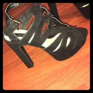 High heel shoes