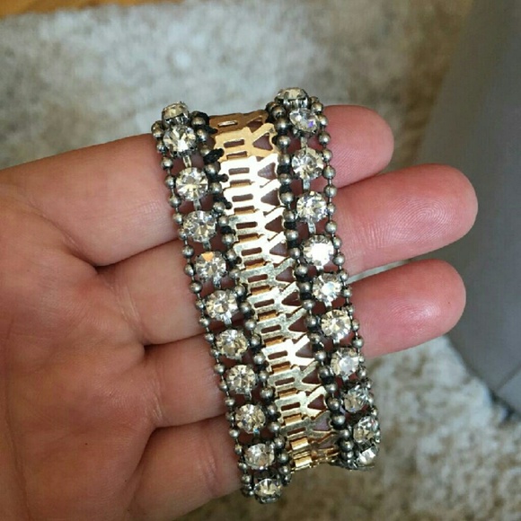 Portia - Picture 2 of 3