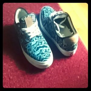 Vans skateboard shoes