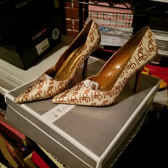 BCBG heels sz.9