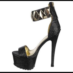 BLACK Platform Ankle Strap BRAND NEW high heels