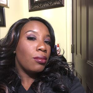 Meet your Posher, Regina