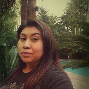 Meet your Posher, Monica