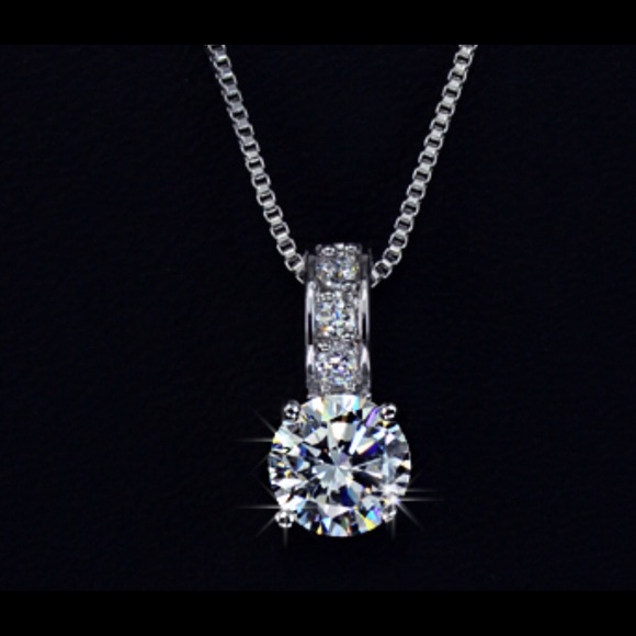 THINK VINTAGE ONLINE Jewelry - ✨Diamond necklace✨ *NWT* Comes with keepsake pouch