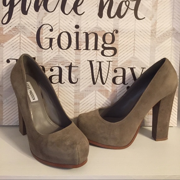 Steve Madden Sarrina Sz8 Taupe Sued