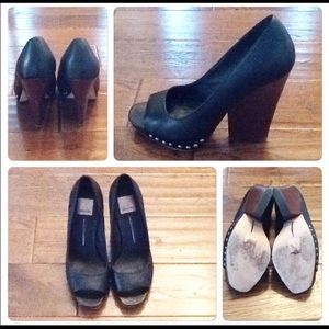 DOLCE VITA | black peep-toe wedges | size 8