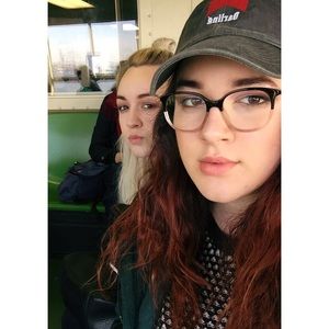 Meet your Posher, Tessa