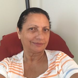 Meet your Posher, Leonor
