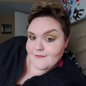 Meet your Posher, Codie