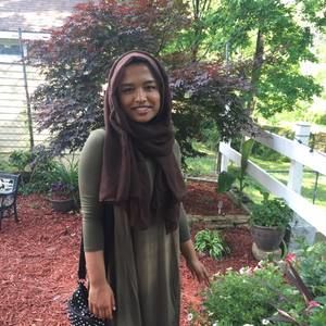 Meet your Posher, Samina