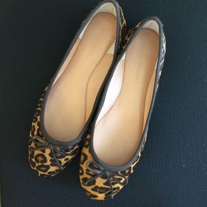 Banana Republic leopard print pony ballet flats