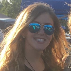 Meet your Posher, Katelyn