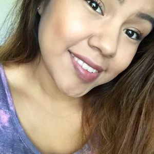 Meet your Posher, Dana