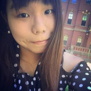Meet your Posher, Lily en-tni