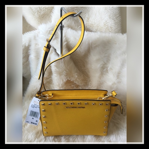 SOLD ON EBAY -๐Host Pick๐ Michael Kors Selma Stu - Picture 1 of 4
