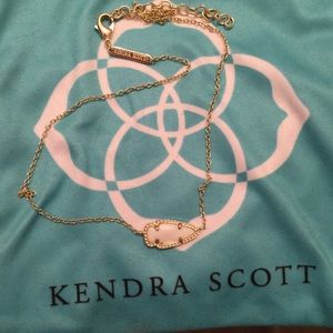 Kendra Scott white skylie necklace