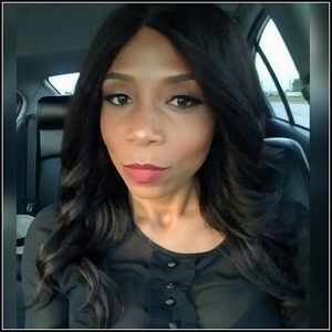 Meet your Posher, Alicia