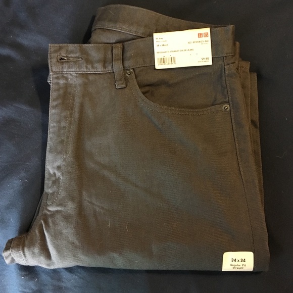 Uniqlo Regular Fit Straight Jeans