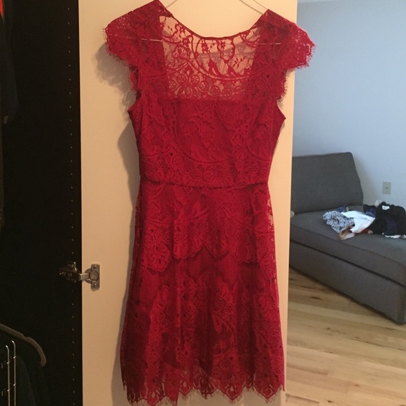BB Dakota Rhianna Illusion Yoke Lace Dress