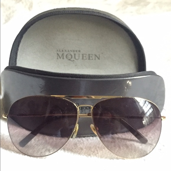 Alexander McQueen Oversized Aviators