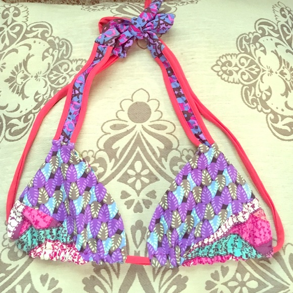 Maaji Bikini Top. 🌺👙
