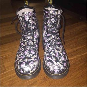 Floral doc martens