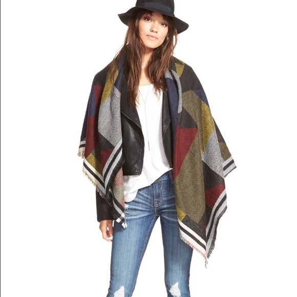 Sold Out BP Blanket Scarf - Picture 4 of 4