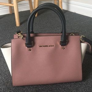 Michael Kors limited edition size medium