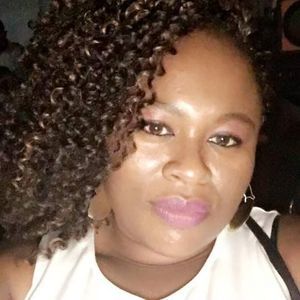 Meet your Posher, Canisha