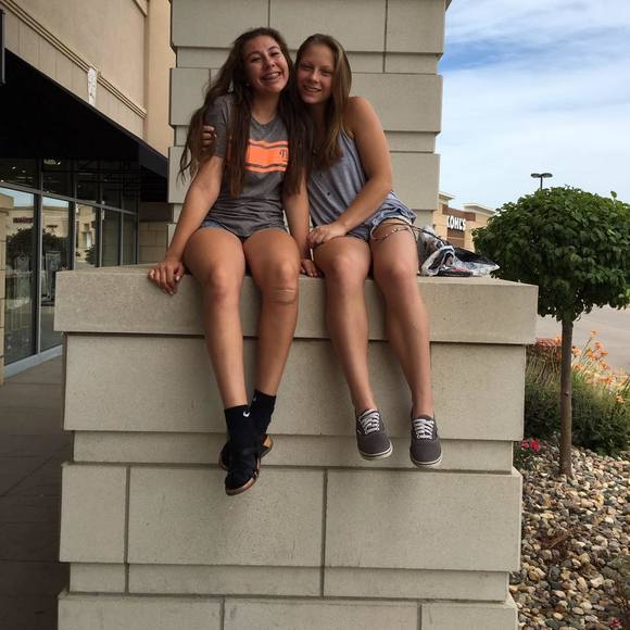 Meet your Posher, Samantha