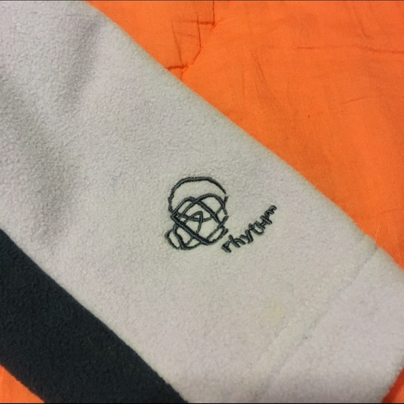 Used Patagonia Fleece Jacket - Picture 3 of 4