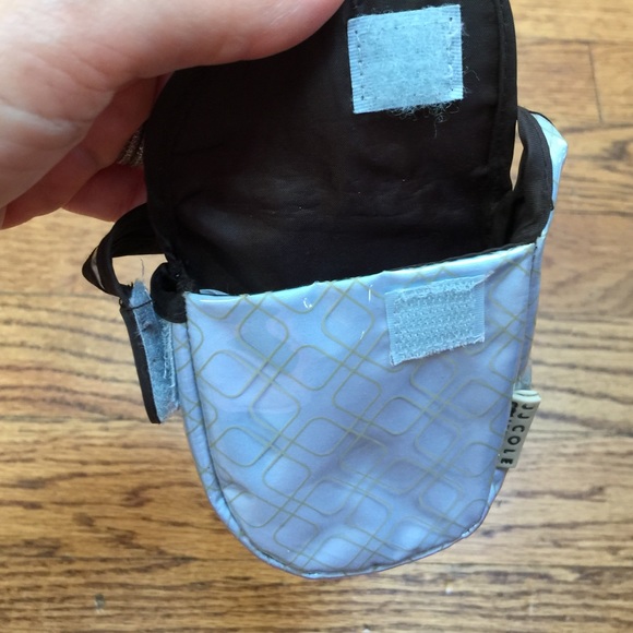 Adorable Handy Pacifier holder - Picture 2 of 2