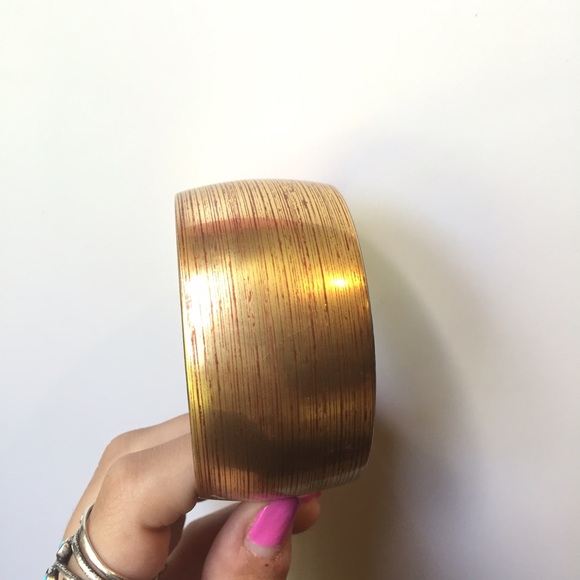 🌀 HP 🌀 Urban Outfitters Chunky Gold Bracelet - Picture 2 of 5
