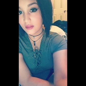 Meet your Posher, Kiana