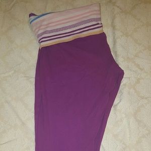 Capri fold-over workout pants