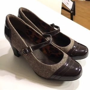 Clarks Shoes - Clarks Brown Tweed Mary Janes Clarks Shoes - Clarks Brown Tweed Mary Janes