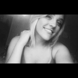 Meet your Posher, Jillian