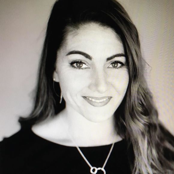 Meet your Posher, Kimberly - Picture 1 of 1
