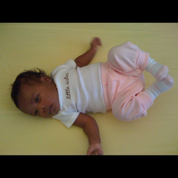 Meet your Posher, CassNè - Picture 4 of 5