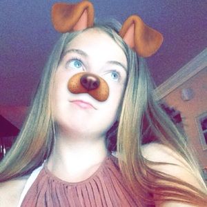 Meet your Posher, Alexandra