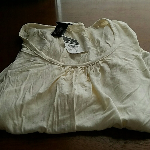 Rue 21 shirt