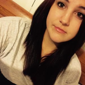 Meet your Posher, Abbie