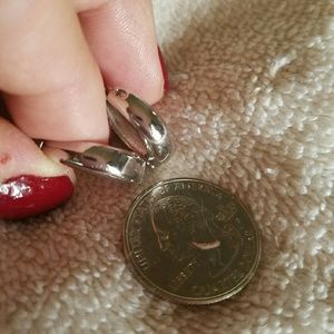 🔥NIB Genuine Silver Chunky Hoop Earrings🔥