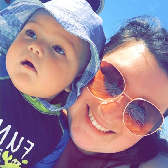 Meet your Posher, Kayla