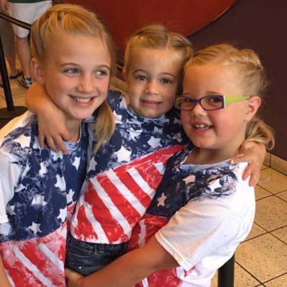 Meet your Posher, Carrie