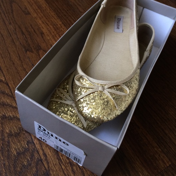 Sparkly glitter gold Dune brand flats size 9